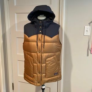 Two Toned Bivy Hooded Patagonia Puffer Vest